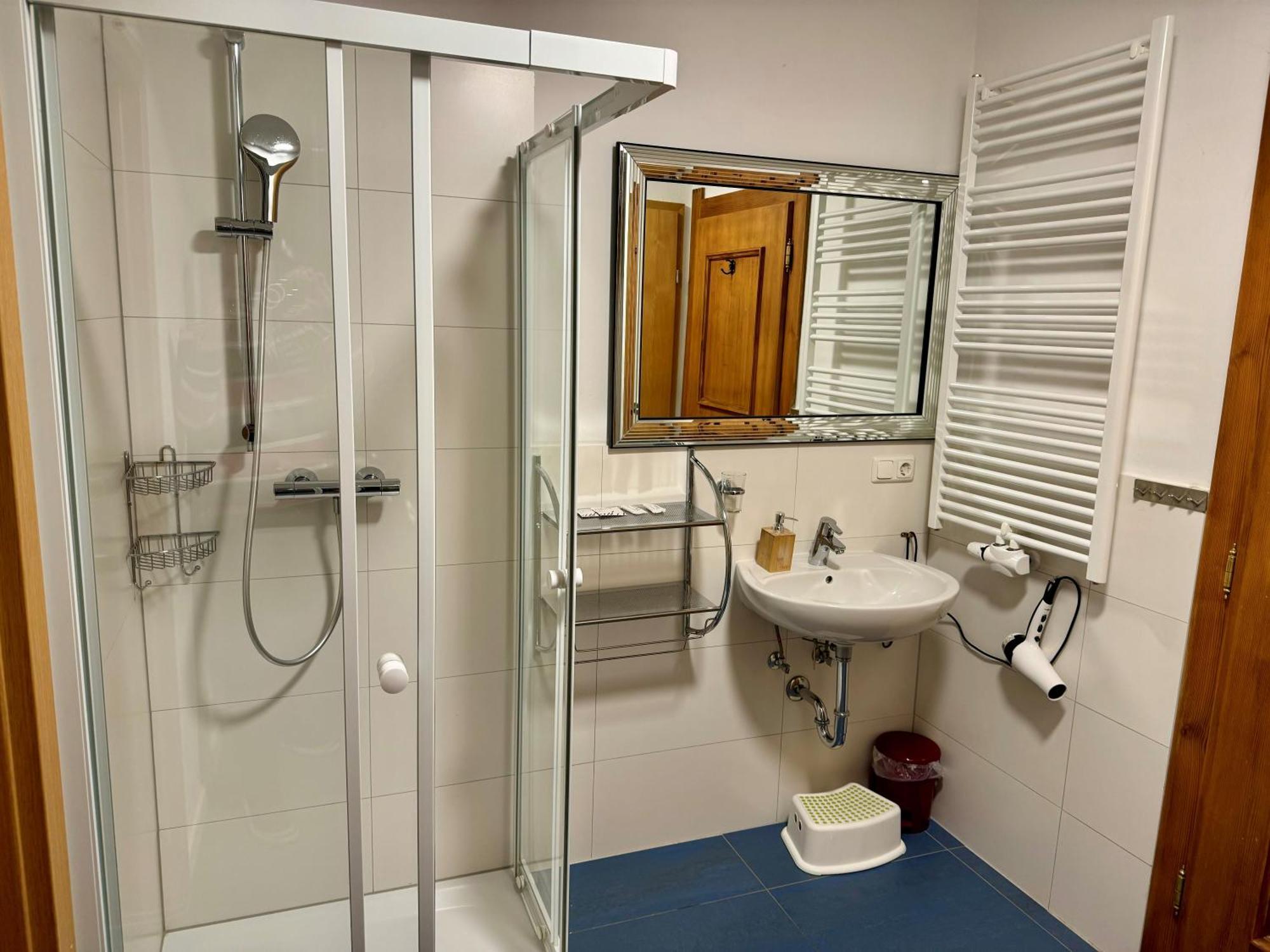 תיירזה Alpenlodge, Ferienwohnung 2 מראה חיצוני תמונה