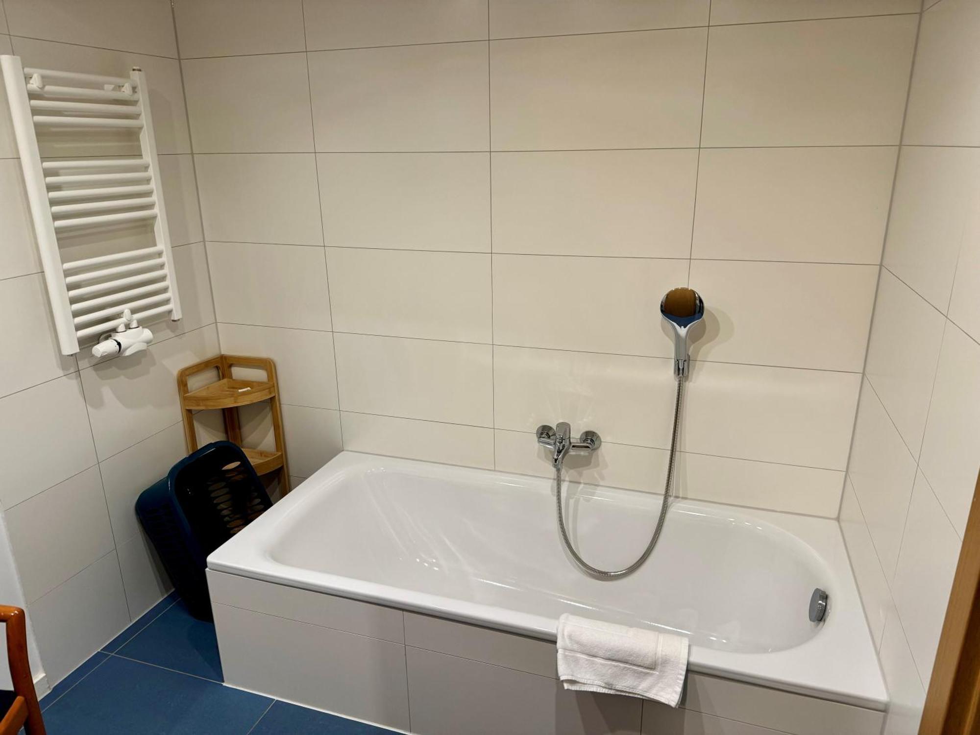 תיירזה Alpenlodge, Ferienwohnung 2 מראה חיצוני תמונה